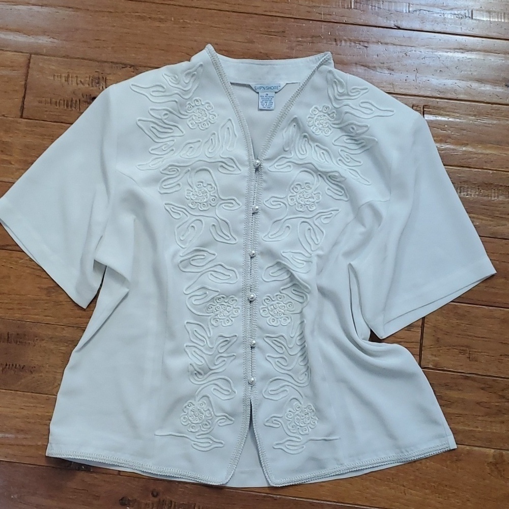 Ship'n Shore white vintage pearl button down blouse